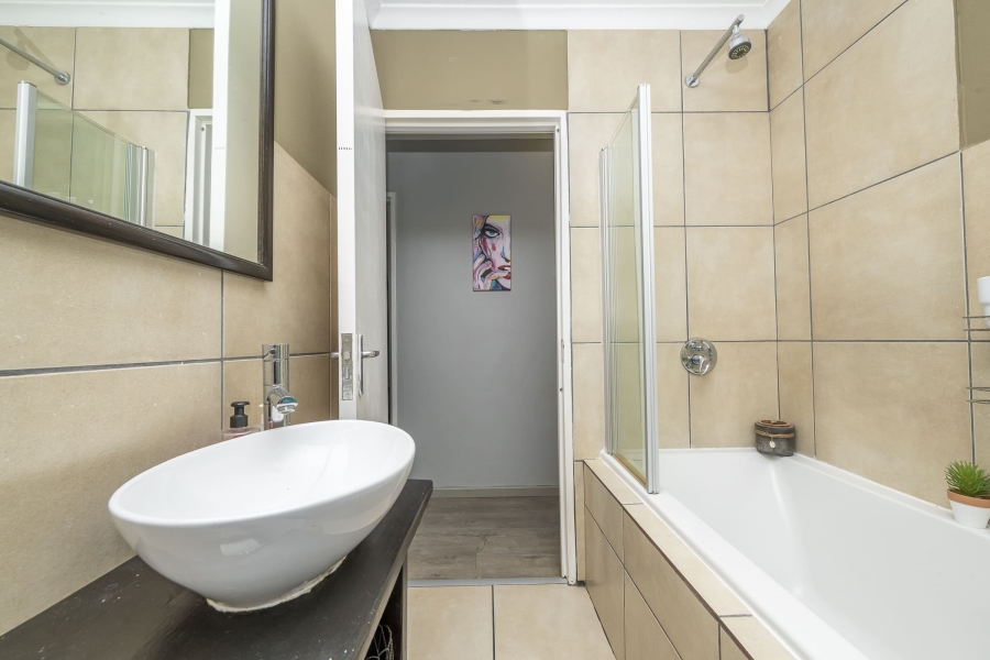 3 Bedroom Property for Sale in Viking Village Western Cape